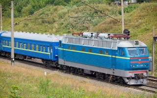 Потяги в Україні будуть їздити за новим графіком: що потрібно знати