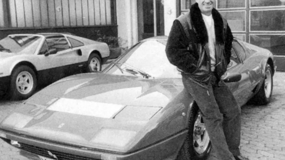 Раритетный автомобиль Жан-Поля Бельмондо выставлен на продажу: фото