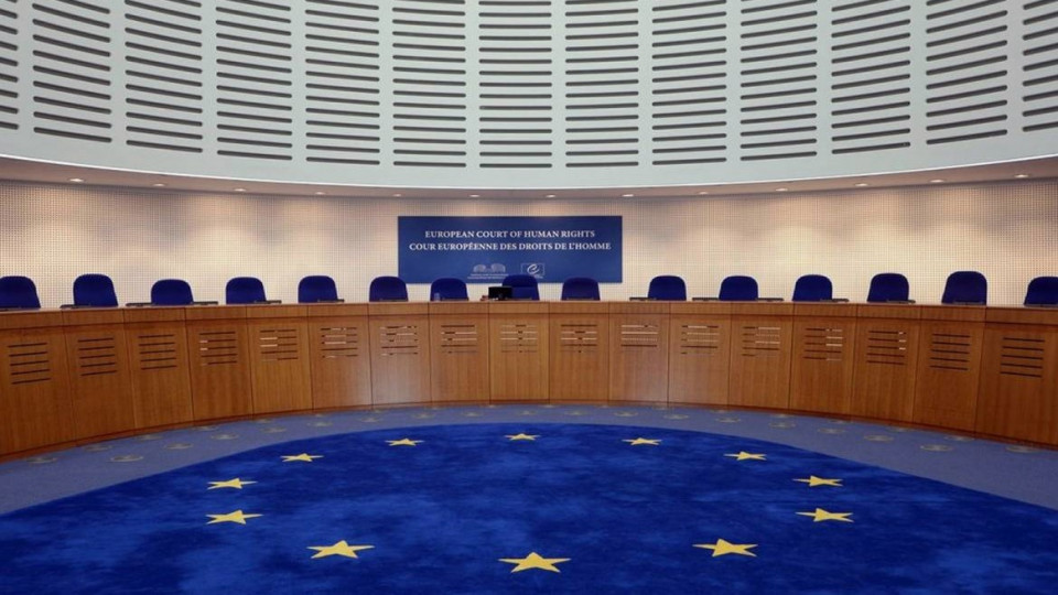 Европейский суд по правам человека остановил рассмотрение дел Украины