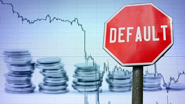 Россия объявила дефолт по внешнему долгу