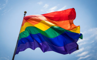 Єврокомісія подає до суду на Угорщину та Польщу за порушення прав ЛГБТ