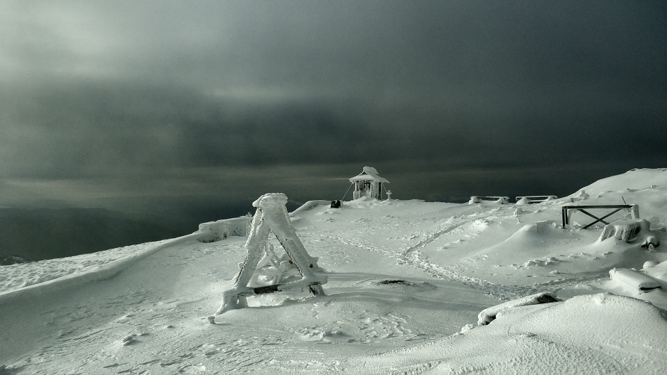Как из космоса: невероятное фото с горы Поп Иван Черногорский в сентябре