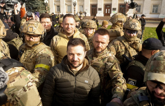 Зеленський приїхав у звільнений Херсон: з’явилися фото та відео