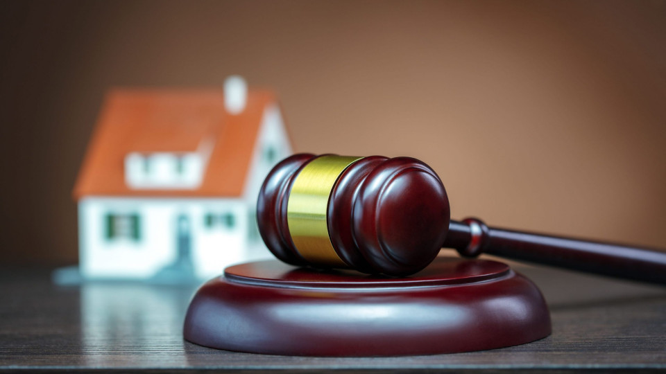 БП ВС определилась, что является эффективным способом защиты права собственника, когда его недвижимое имущество безосновательно находится в пользовании другого лица