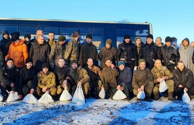 Україна повернула з російського полону ще 50 захисників, фото та відео