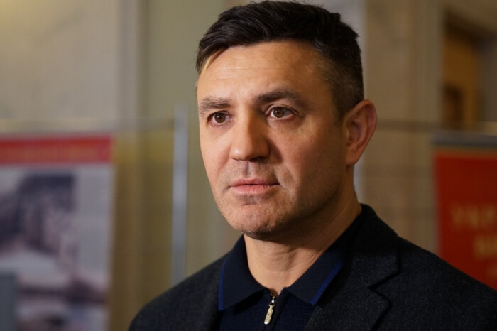 Николая Тищенко уволили с должности замглавы фракции «Слуга народа» и исключили из партии