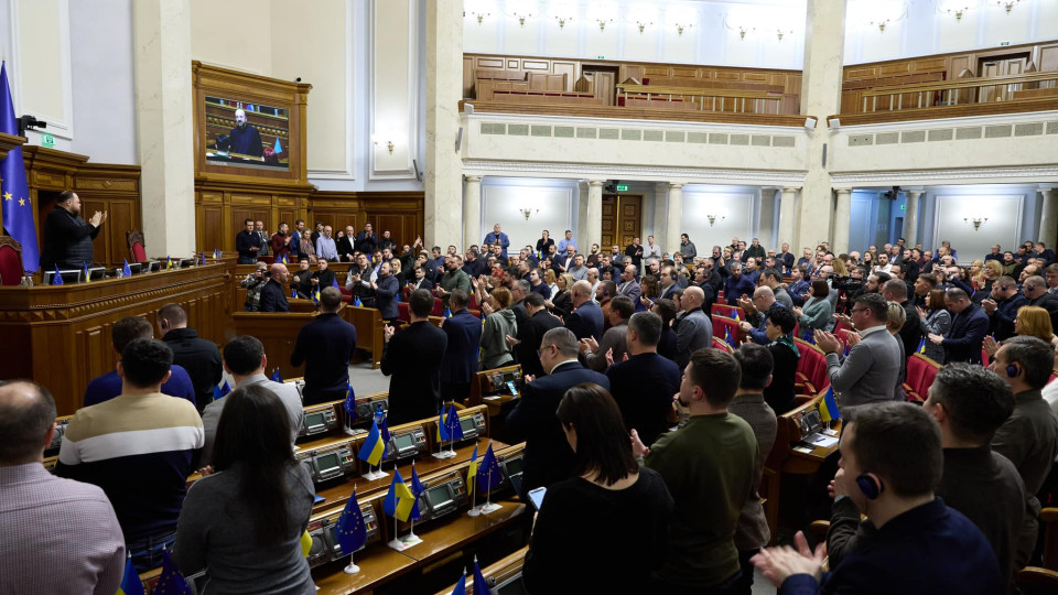 Керівництво парламенту зареєструвало проєкт постанови про організацію роботи ВР під час дев’ятої сесії: як працюватимуть депутати