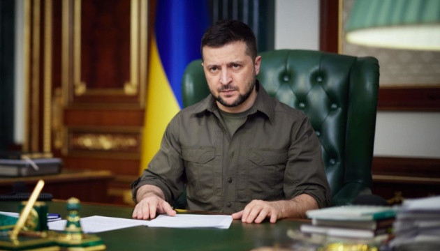 В Украине продолжат военное положение и мобилизацию: Зеленский внес в Раду законопроекты