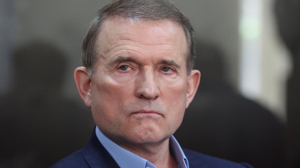 Виктор Медведчук подал иск против Верховной Рады по поводу «незаконного» лишения мандата депутата