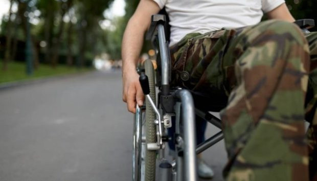 Ветерани війни з інвалідністю І або ІІ групи можуть отримати 16 тисяч гривень