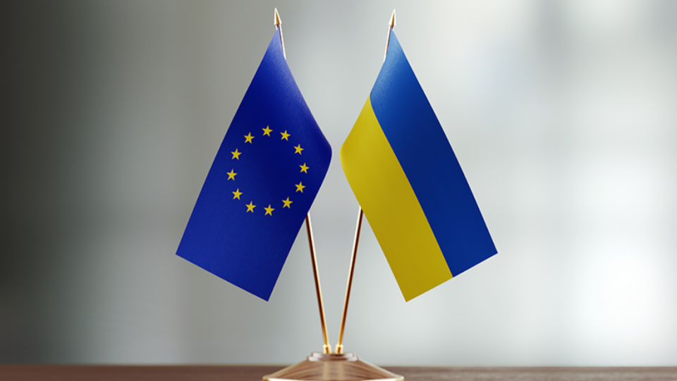 Єврокомісія у жовтні рекомендуватиме почати переговори про вступ України до ЄС, — ЗМІ