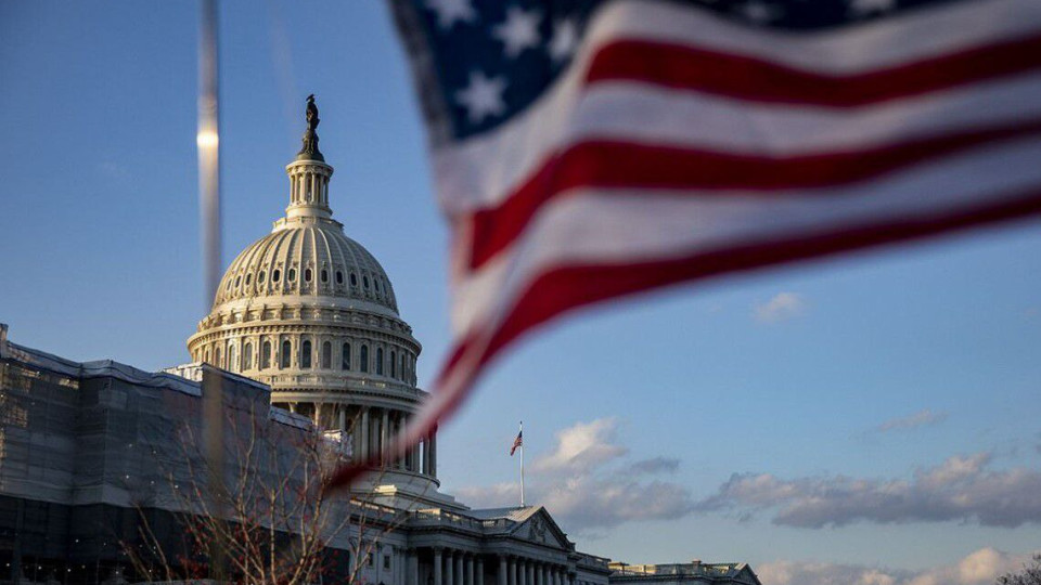 В Сенаті США винесли на голосування проект короткострокової бюджетної резолюції, який передбачає виділення понад $6 млрд допомоги Україні