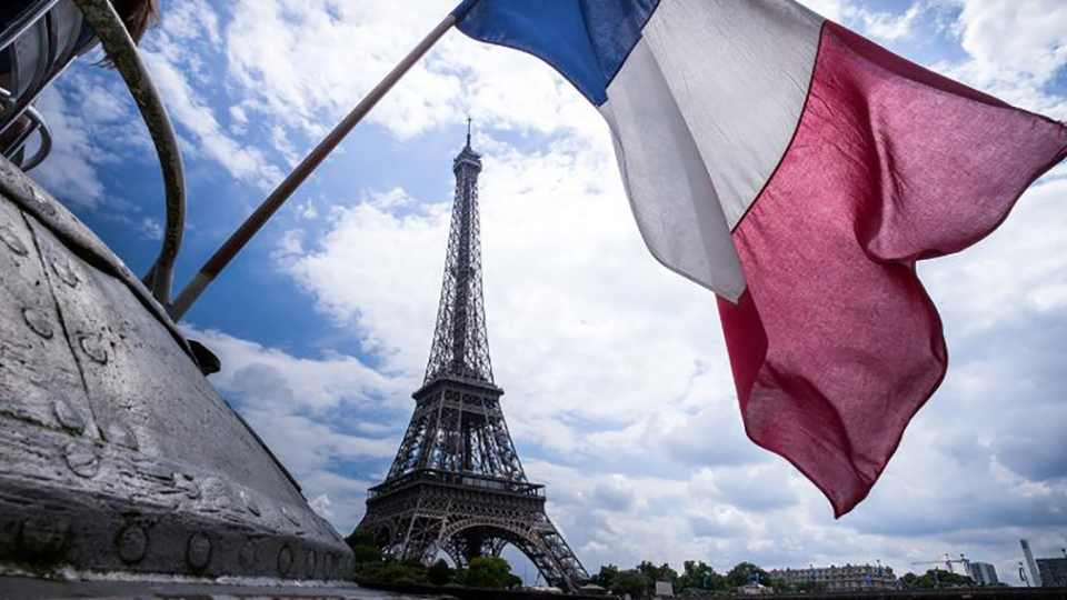 Франція страхуватиме від воєнних ризиків свої компанії, які зацікавлені у відбудові України