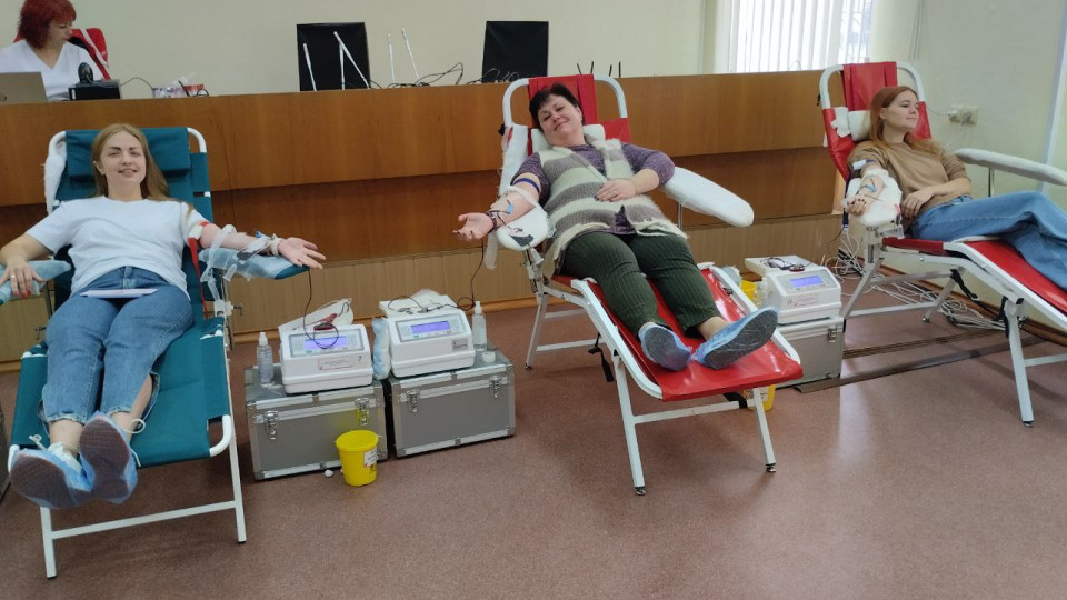 Судьи и работники Харьковского апелляционного суда и общих судов области стали донорами крови