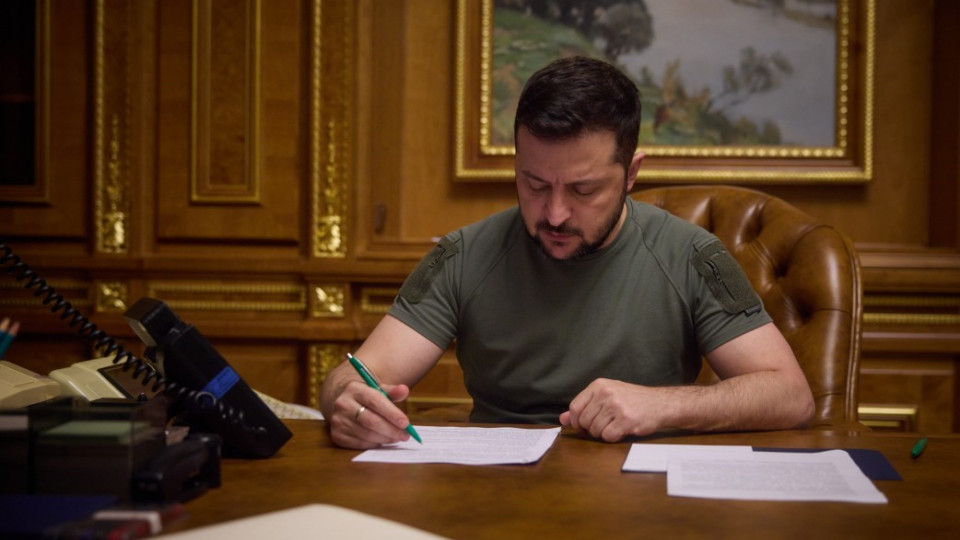 Зеленський підписав закон про спрощення процедури списання військового майна
