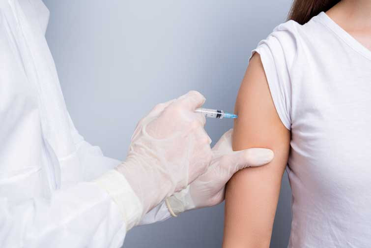 Вчені назвали фактор, який може посилити дію вакцини від коронавірусу