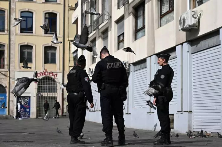Полиция Франции арестовала более 187 человек во время антинаркотических рейдов