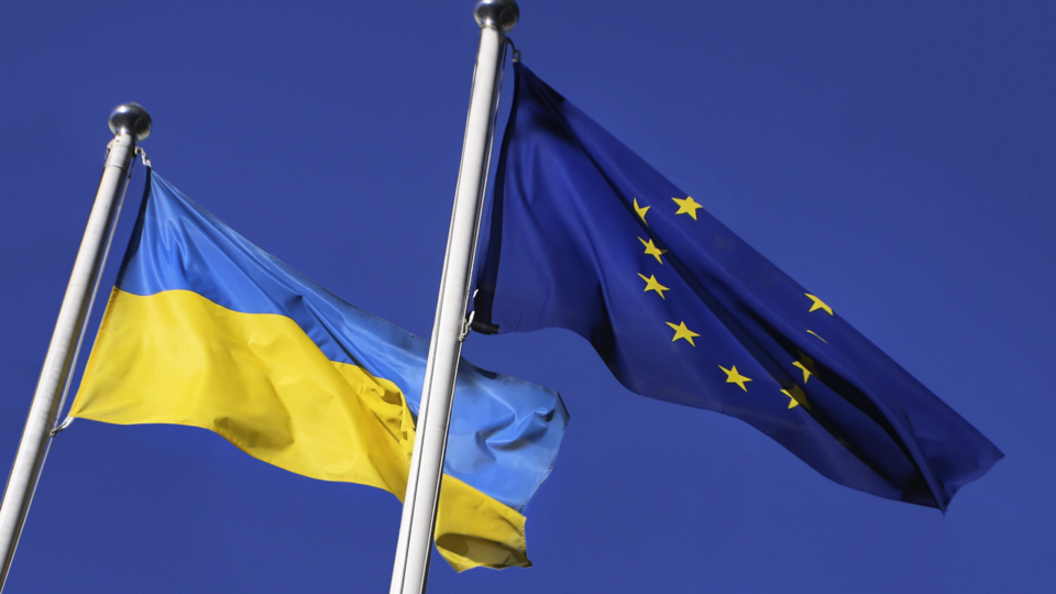ЄС відмовляється передавати Україні 5 млрд євро доходів від росактивів, – ЗМІ