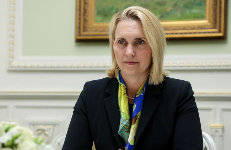 Посол США Бриджит Бринк отреагировала на массированную атаку рф по Украине