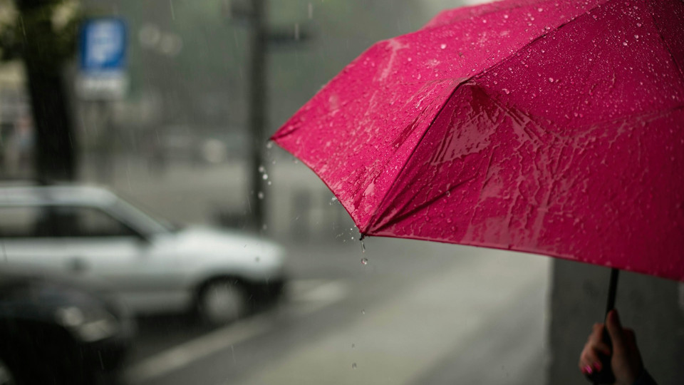 Подекуди гроза та невеликий дощ – яка погода чекає на українців 3 квітня