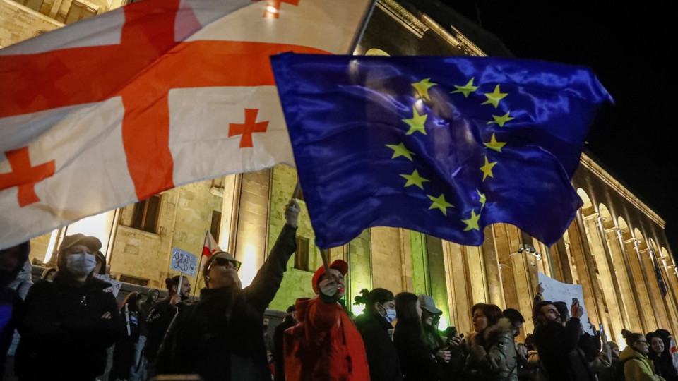В США обеспокоены намерениями грузинского парламента принять закон об иноагентах, а в ЕС ждут от Грузии проверки добропорядочности Высшего совета юстиции