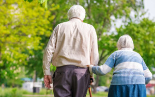 Хто із пенсіонерів може розраховувати на додаткову грошову допомогу – перелік