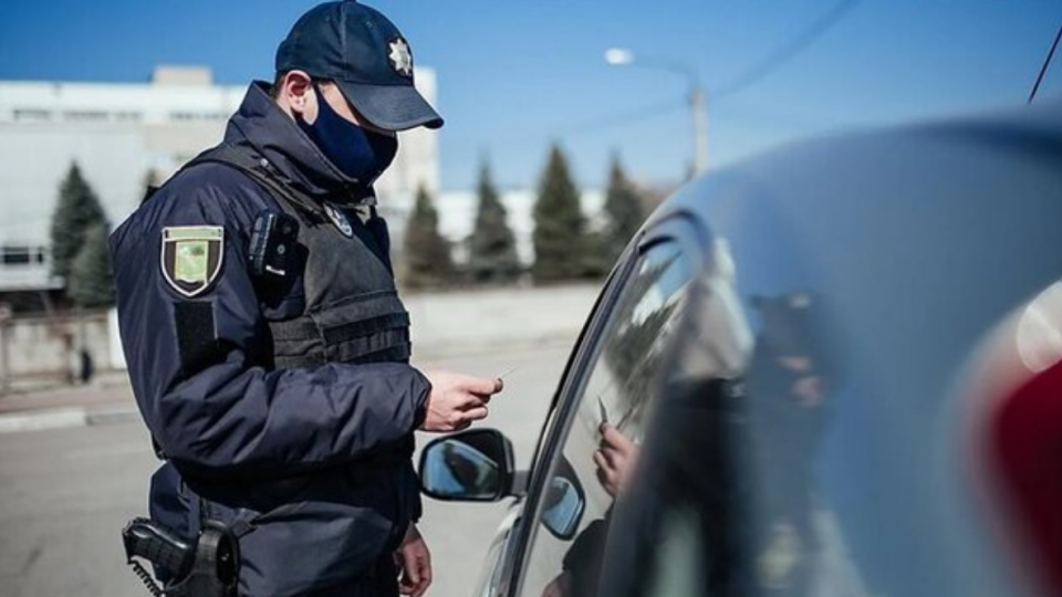 На Кировоградщине мужчина показал полиции половой орган, а в суде заявил, что сделал это, потому что «не выдержал»
