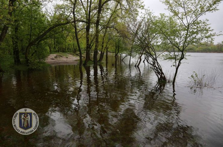 В Киеве уровень воды в Днепре за сутки поднялся на 46 сантиметров: есть ли угроза подтопления