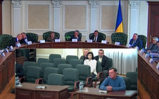 Высший совет правосудия решил выяснить, не является ли Антон Чернушенко гражданином РФ