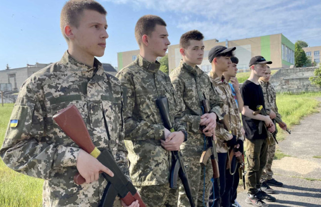 Верховная Рада одобрила законопроект о начальной военной подготовке учеников к вооруженной защите