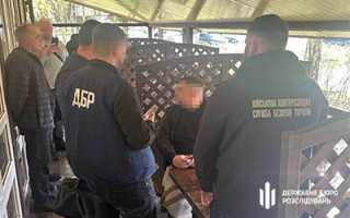 У Львові затримали військовослужбовця, який за $3 000 обіцяв влаштувати мобілізованого у тил