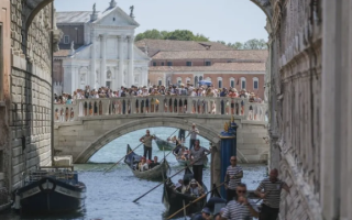 Венеція вводить плату за в'їзд: як це вплине на туризм у місті