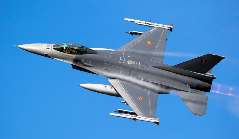 Винищувачі F-16 ховатимуть у підземних сховищах, — Повітряні сили