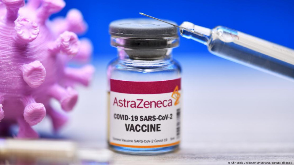 AstraZeneca впервые в суде признала редкий побочный эффект своей вакцины