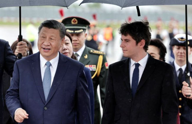 Лідер Китаю Сі Цзіньпін прибув до Франції, відео