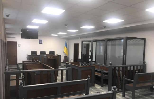 Прокурор вважав, що участь обвинуваченого з використанням власних технічних засобів у судовому засіданні в режимі відеоконференції суперечить КПК — що вирішив ВС