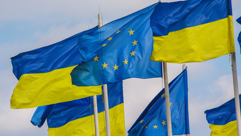 Через позицію Угорщини ЄС знову виніс основні тези щодо України в окремий додаток до підсумкових висновків
