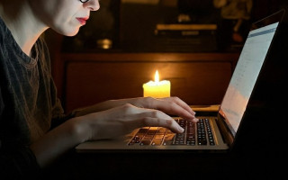 Интернет в темноте: юридические аспекты и практические советы во время отключений электроэнергии