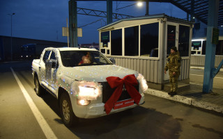 Святий Миколай перетнув кордон на Львівщині та вже в’їхав до України — прикордонники показали фото