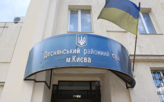 Обіцяв, що «не доживе до Нового року» і погрожував гранатою — суддя з Києва звернулася до ВРП