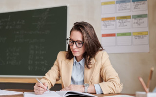 У Раді зареєстрували законопроєкт про підвищення оплати праці працівників позашкільної освіти