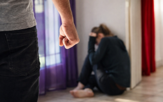 Протокол без доказів: чому суд у Петриківці закрив справу про домашнє насильство