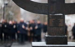 Владимир Зеленский и украинские раввины почтили память жертв Холокоста в Бабьем Яру, фото