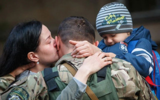 У Раді конкретизують умови відпусток за сімейними обставинами для військових