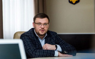 Фіктивне батьківство і декларації: у ЗМІ з’явилися звинувачення на адресу директора НАБУ Семена Кривоноса