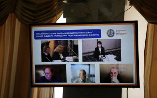 Поїздки до РФ, комунальні борги та нульові доходи: подробиці спеціальних засідань ВККС та ГРМЕ