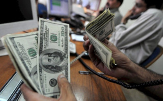 «Серый экспорт» на миллиарды: что показал отчет ВСК по расследованию схем невозврата валютной выручки