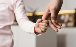 Мінсоцполітики пропонує позбавляти батьківських прав тимчасово