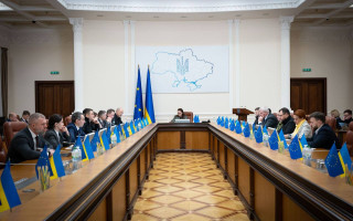 Скасування порогу, податок при оплаті та звільнення від ПДВ посилок до 45 євро: Кабмін схвалив реформу