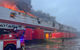 Росіяни вдарили по Луцьку: знищено термінал «Нової пошти», фото